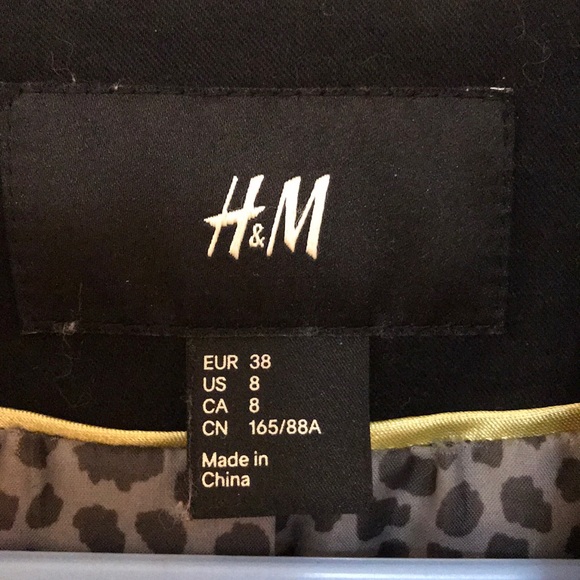 H&M  Black Blazer - Picture 2 of 4